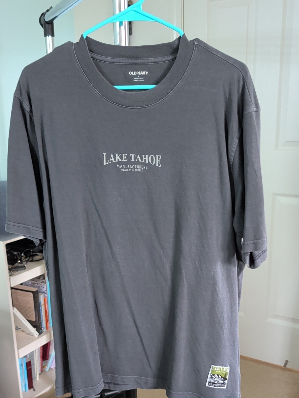 Old Navy Men's Lake Tahoe Graphic Tee - Charcoal Gray